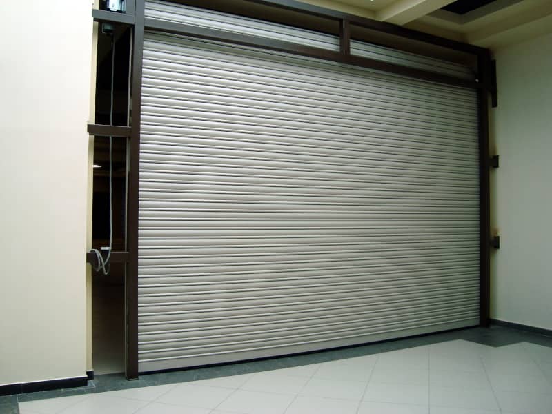 Роллетные ворота DoorHan в Казани с установкой